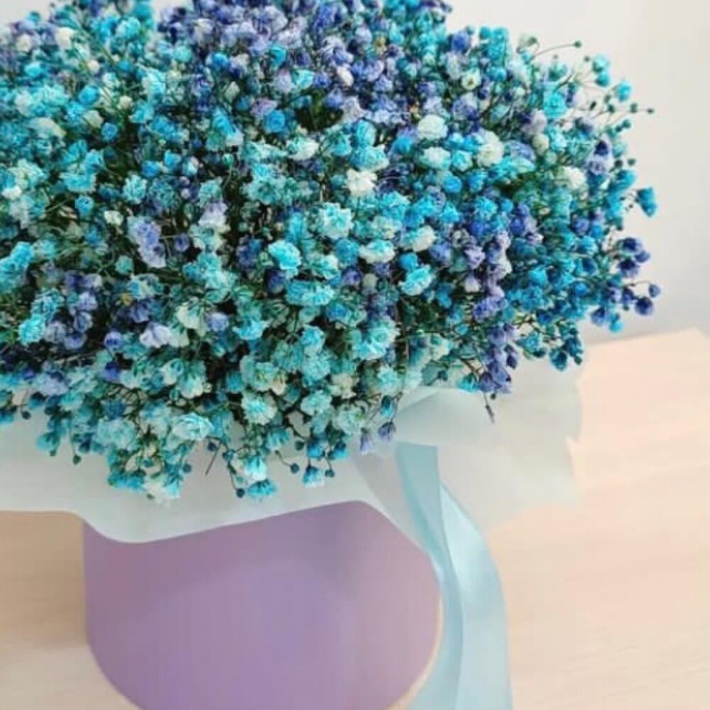 Цветы в коробке «Морской бриз» Цветы в коробке «Морской бриз»