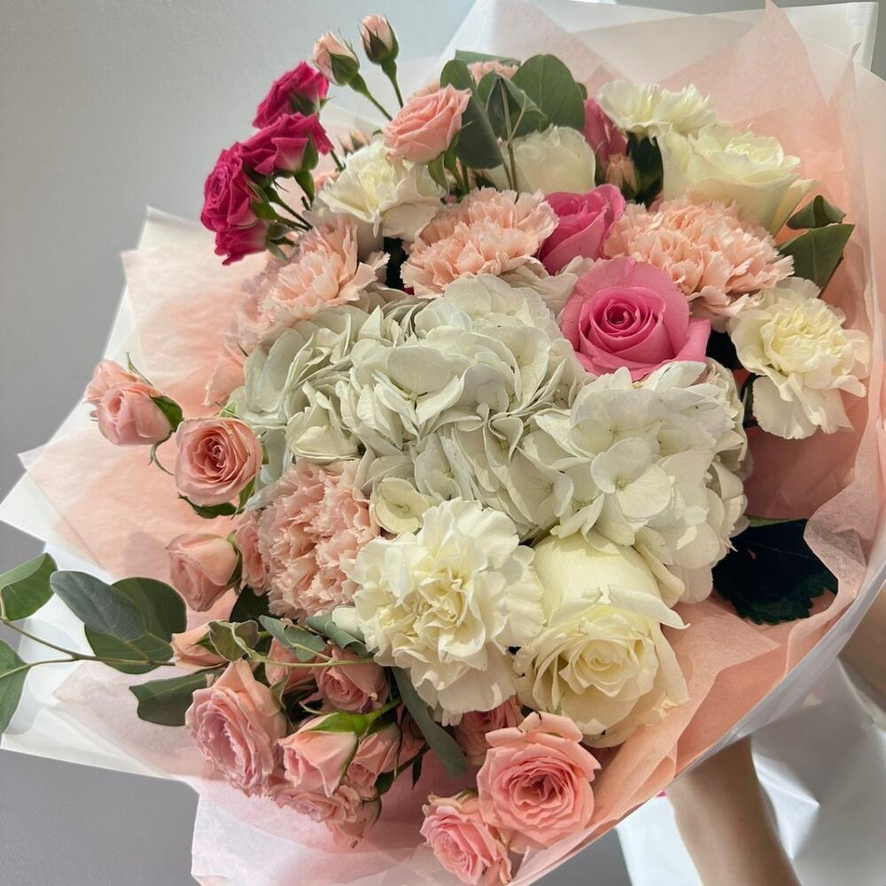 Евробукет с гортензией